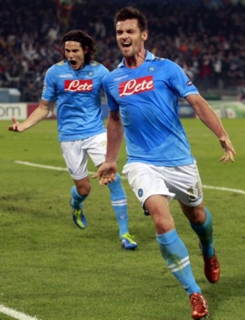 他们不仅仅 他们不仅仅